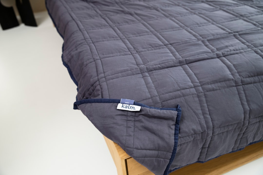 Technical illustration or photo showing the innovative baffle design and ergonomic features of Nanga